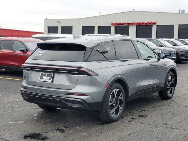 new 2025 Lincoln Nautilus car, priced at $57,128