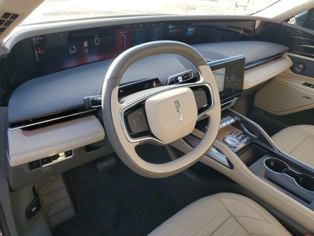 new 2025 Lincoln Nautilus car, priced at $57,021