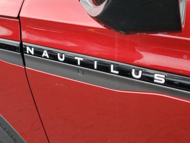 new 2025 Lincoln Nautilus car, priced at $57,128