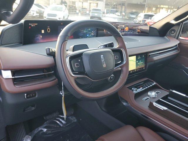 new 2025 Lincoln Navigator car, priced at $93,477