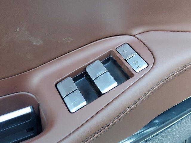 new 2025 Lincoln Navigator car, priced at $93,477