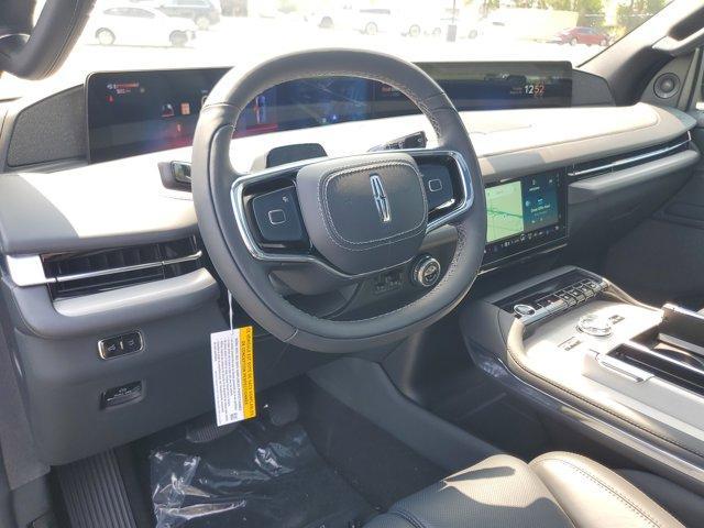 new 2025 Lincoln Navigator L car, priced at $100,067