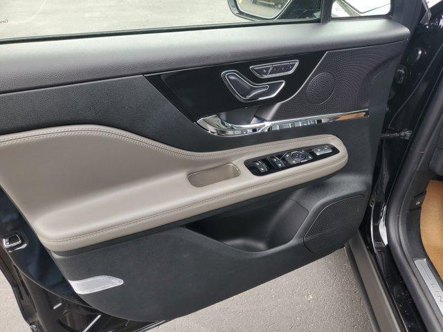 new 2025 Lincoln Corsair car, priced at $50,026