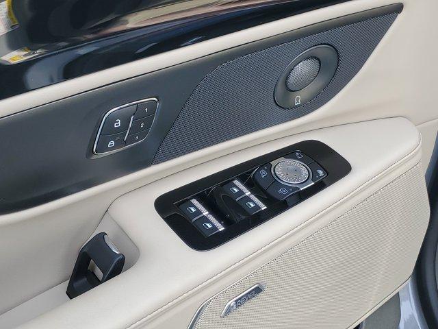 new 2025 Lincoln Nautilus car, priced at $62,401