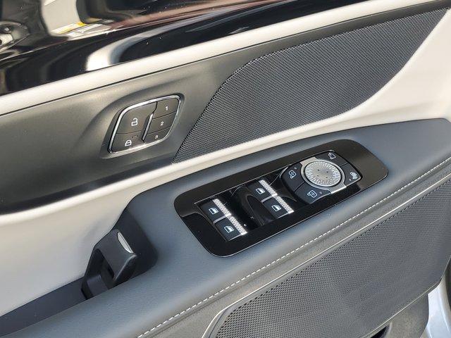 new 2025 Lincoln Nautilus car, priced at $48,779