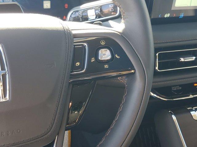 new 2025 Lincoln Aviator car, priced at $68,001