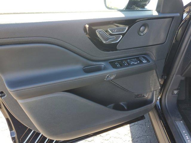 new 2025 Lincoln Aviator car, priced at $68,001