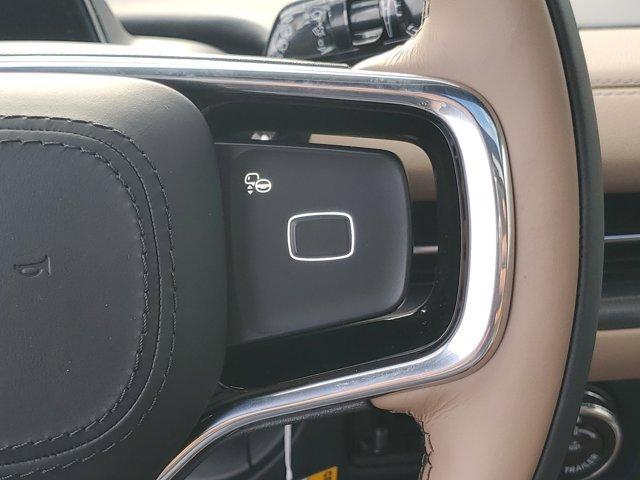 new 2025 Lincoln Navigator car, priced at $109,597