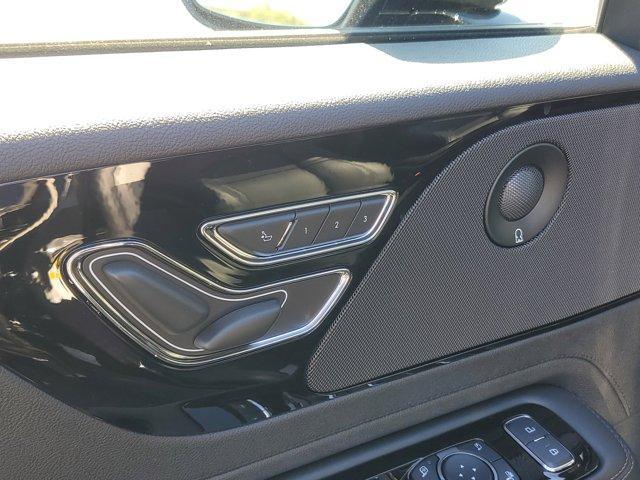 new 2025 Lincoln Aviator car, priced at $68,304