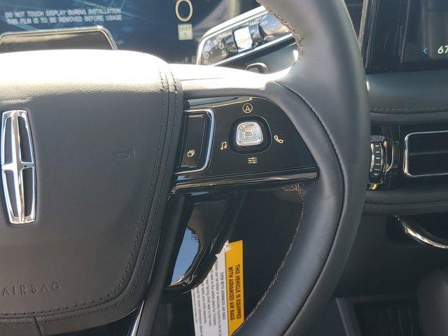 new 2025 Lincoln Aviator car, priced at $68,304