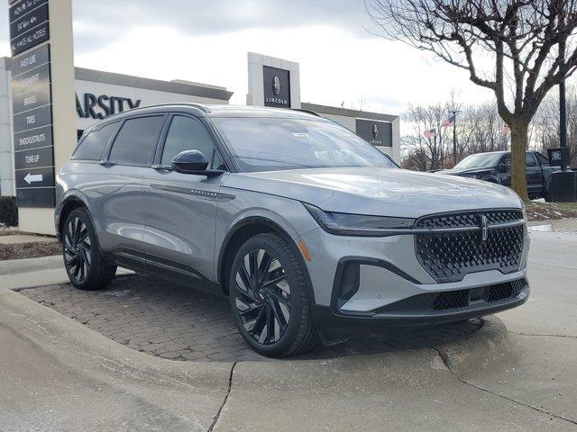 new 2025 Lincoln Nautilus car, priced at $61,572