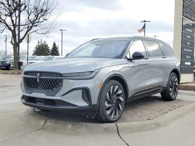 new 2025 Lincoln Nautilus car, priced at $61,572