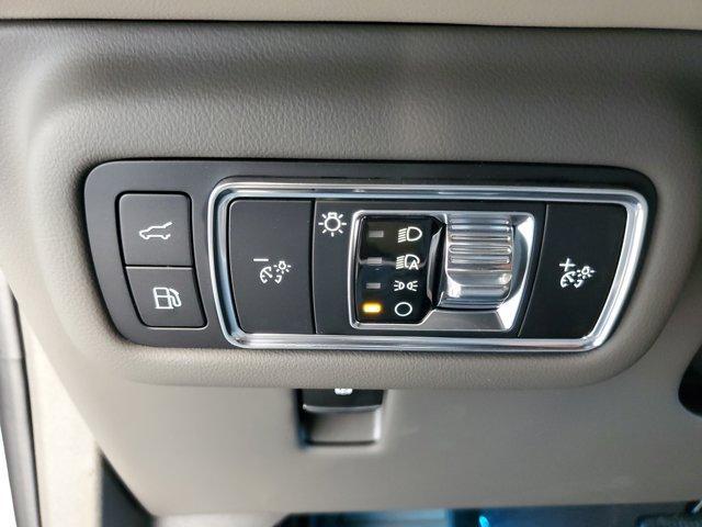 new 2025 Lincoln Nautilus car, priced at $58,356