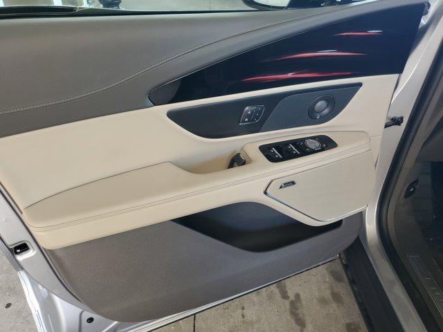 new 2025 Lincoln Nautilus car, priced at $58,356