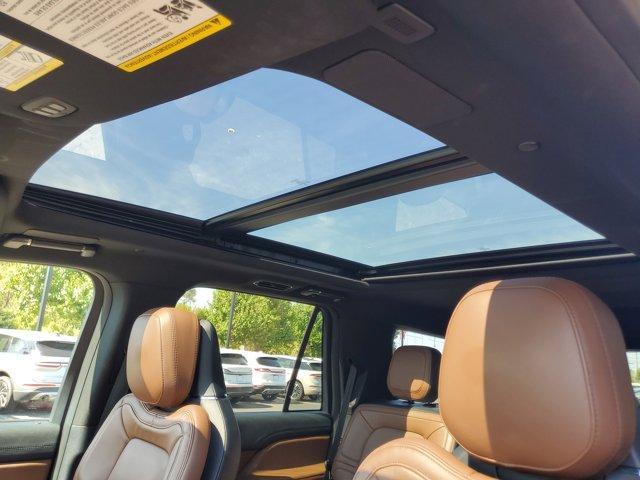used 2023 Lincoln Navigator car, priced at $69,995