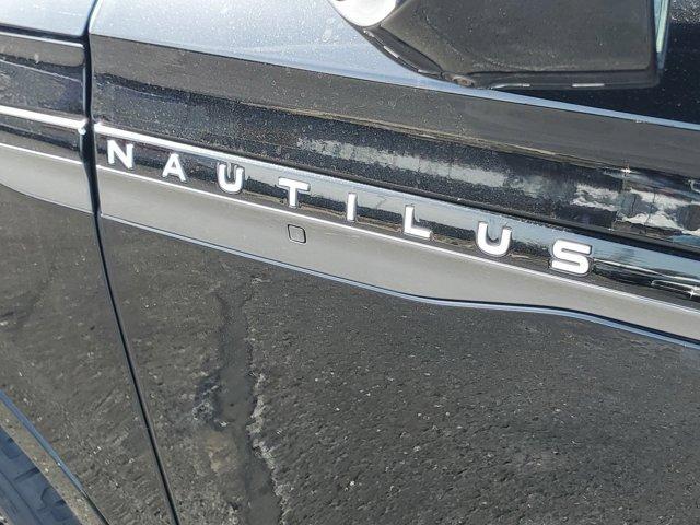 new 2025 Lincoln Nautilus car, priced at $60,091