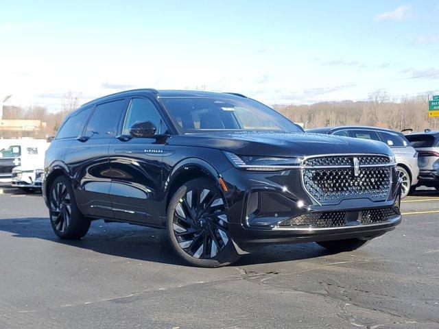 new 2025 Lincoln Nautilus car, priced at $60,013