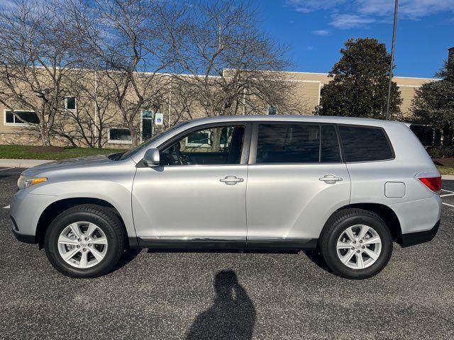 used 2013 Toyota Highlander car, priced at $17,950