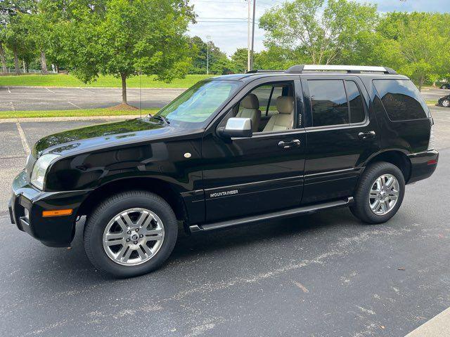 used 2007 Mercury Mountaineer car, priced at $10,950