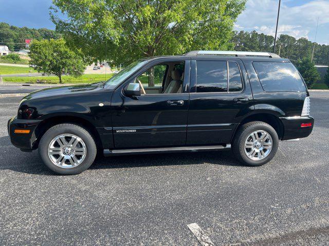 used 2007 Mercury Mountaineer car, priced at $10,950