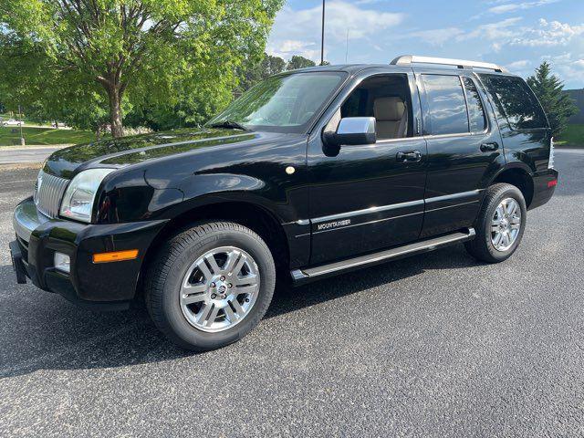 used 2007 Mercury Mountaineer car, priced at $10,950