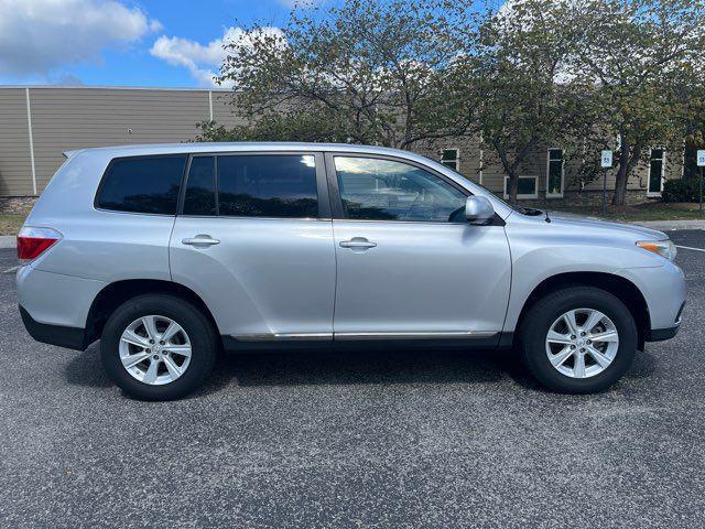 used 2012 Toyota Highlander car, priced at $17,450