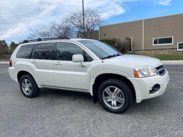 used 2007 Mitsubishi Endeavor car, priced at $9,985
