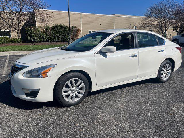 used 2013 Nissan Altima car, priced at $12,950