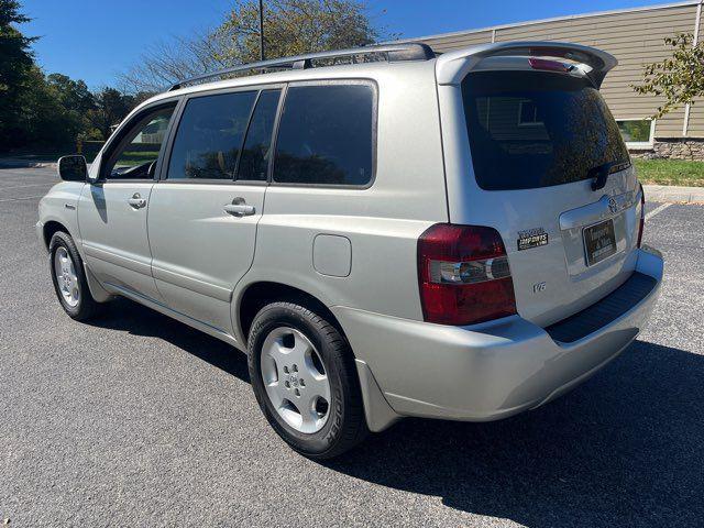 used 2004 Toyota Highlander car, priced at $11,950