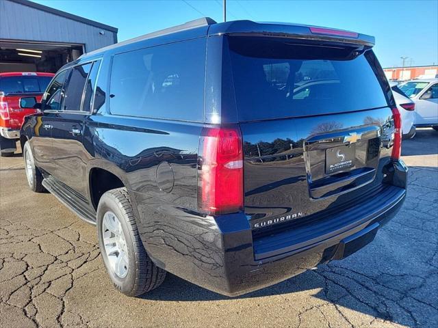 used 2015 Chevrolet Suburban car, priced at $12,900