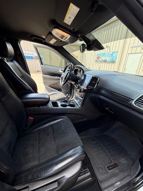 used 2021 Jeep Grand Cherokee car, priced at $21,980