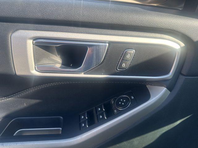 used 2023 Ford Explorer car, priced at $33,400