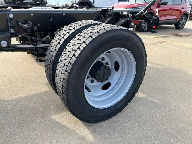 new 2024 Ford F-450 car, priced at $66,698