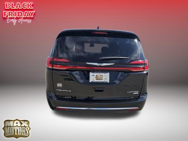 new 2024 Chrysler Pacifica car, priced at $47,417