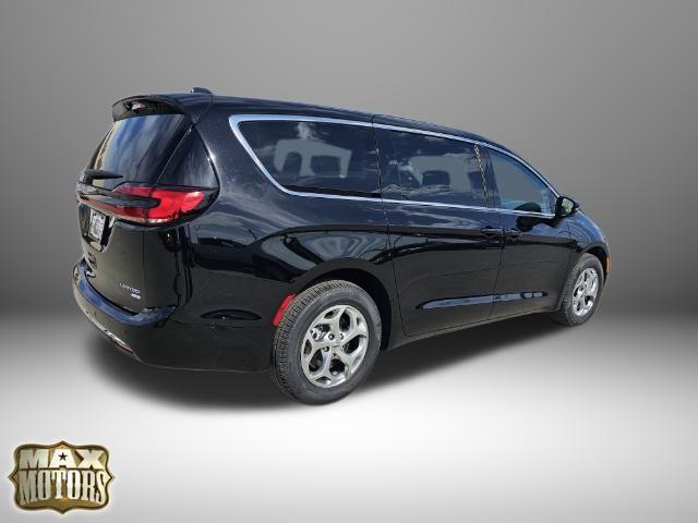 new 2024 Chrysler Pacifica car, priced at $44,750