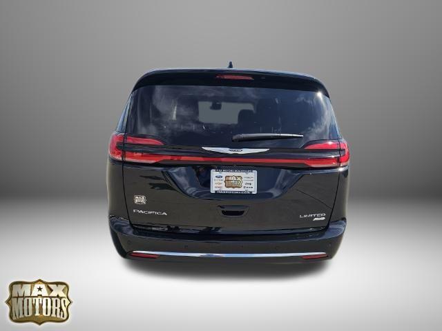 new 2024 Chrysler Pacifica car, priced at $44,750