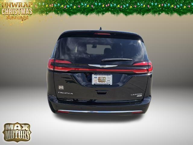 new 2024 Chrysler Pacifica car, priced at $46,417