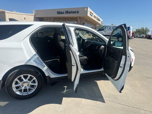 used 2022 Chevrolet Equinox car, priced at $20,684