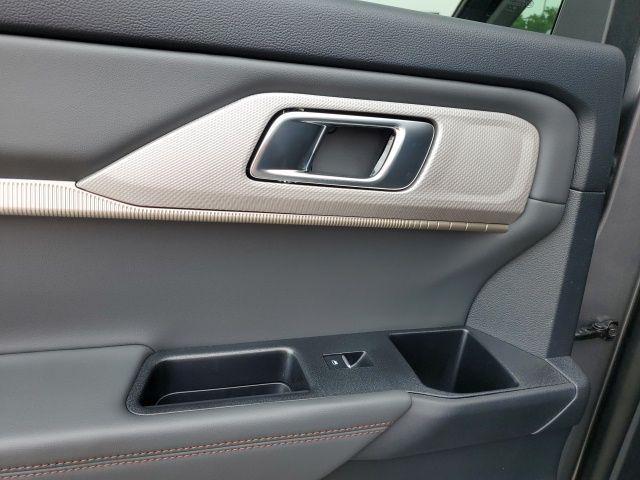 used 2025 Ford Explorer car, priced at $40,889