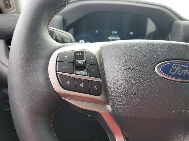 used 2025 Ford Explorer car, priced at $40,889