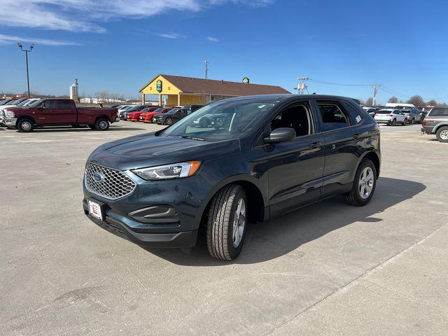 new 2024 Ford Edge car, priced at $32,000