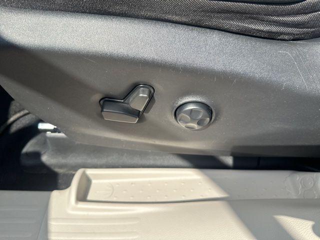 used 2022 Chrysler Pacifica car, priced at $27,980