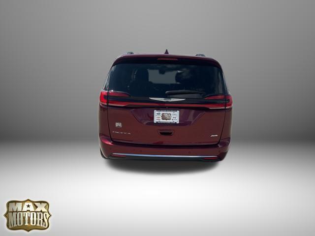 used 2022 Chrysler Pacifica car, priced at $27,980