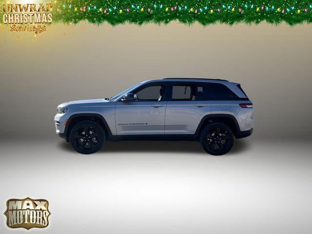 new 2024 Jeep Grand Cherokee car, priced at $39,844