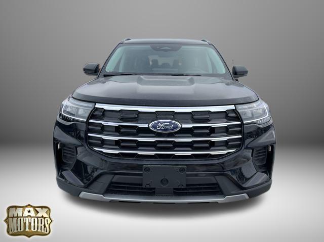 new 2025 Ford Explorer car, priced at $40,363
