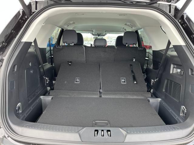 new 2025 Ford Explorer car, priced at $40,363