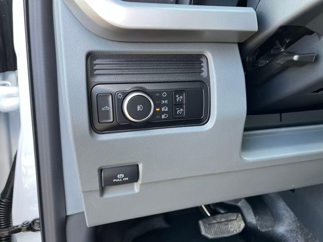 new 2024 Ford F-350 car, priced at $65,638