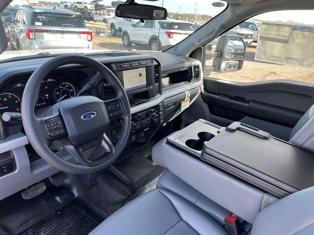 new 2024 Ford F-350 car, priced at $65,638