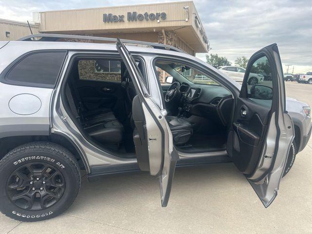 used 2019 Jeep Cherokee car, priced at $20,488