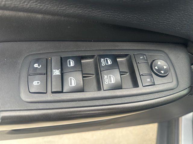 used 2019 Jeep Cherokee car, priced at $20,488